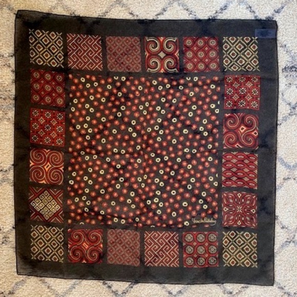Diane Von Furstenberg Accessories - Vtg Diane Von Furstenberg Scarf